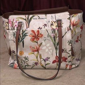 Large Floral Print Dana Buchman Purse